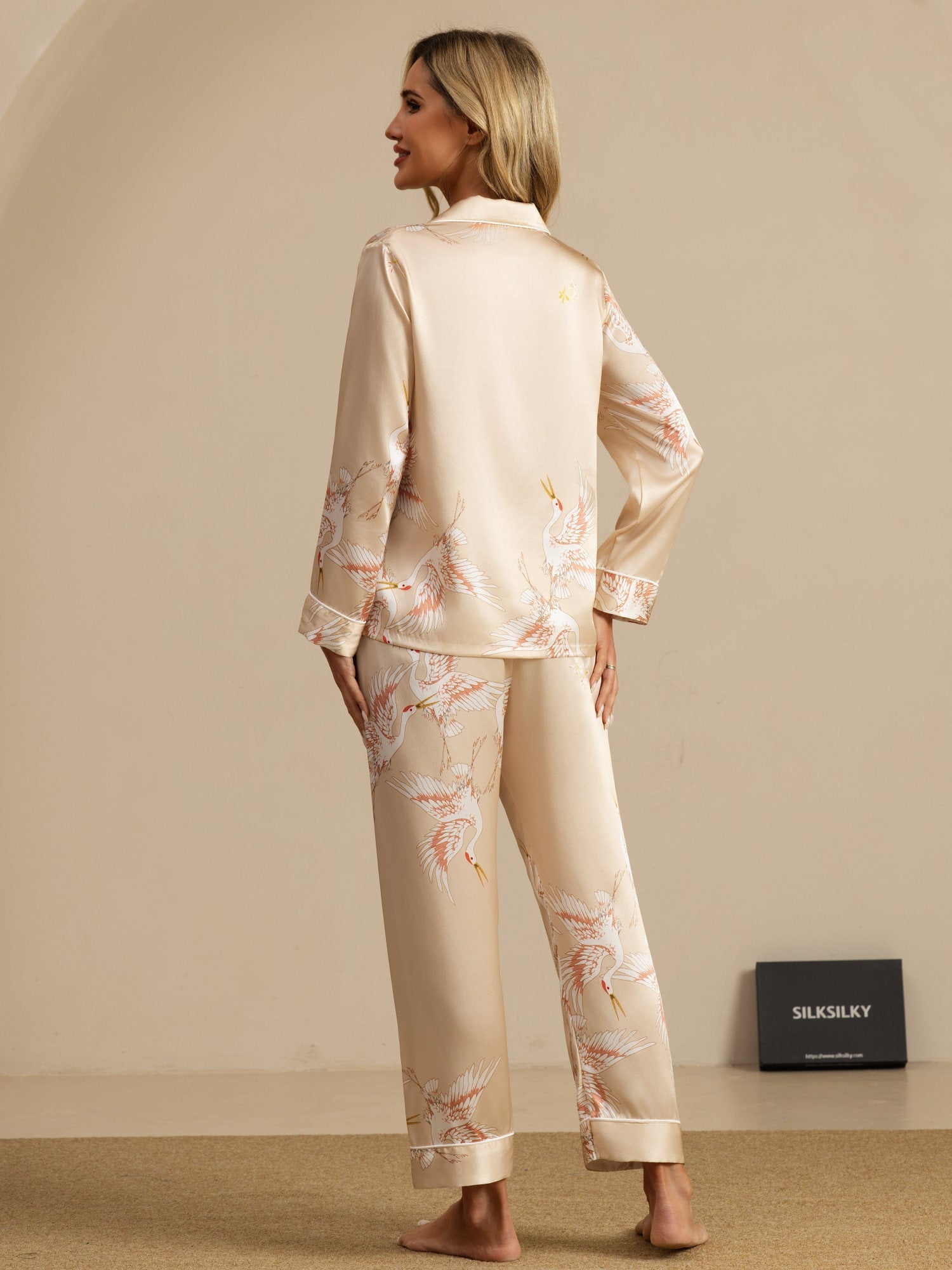 [Champagne] SilkSilky-AU 19Momme Long Sleeve Notch Collar Women's Pyjamas 002