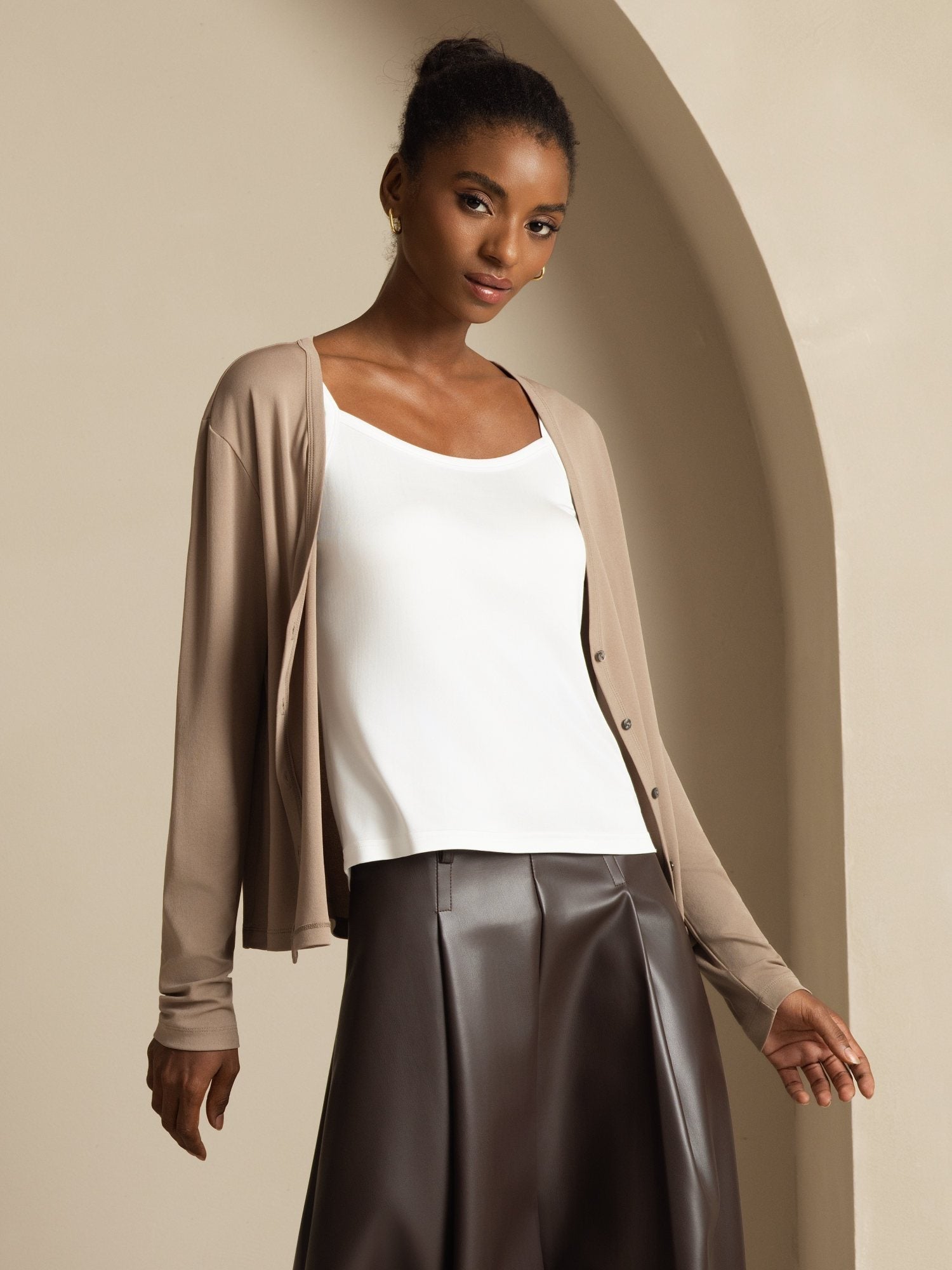 [Tan] SilkSilky-AU 19Momme 100% High-Twist Silk Jersey Long Sleeve V Neck Women's Cardigan 003