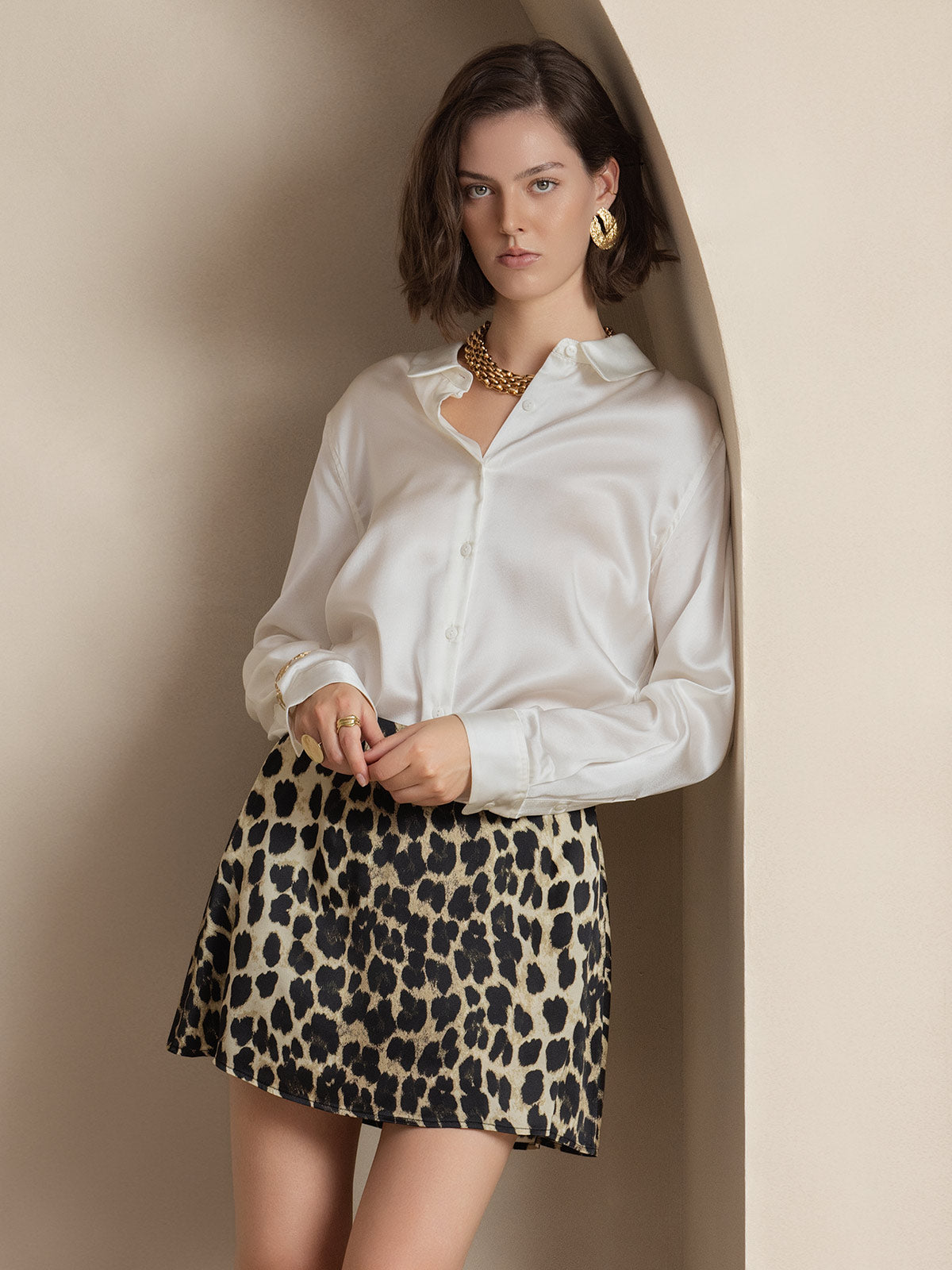 19Momme Silk Long Sleeve Lapel Collar Women's Shirt with Button Up Design