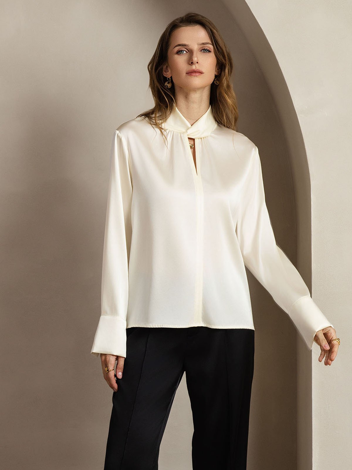 [Ivory] SilkSilky-AU 19Momme Silk Keyhole Neck Women's Shirt 009