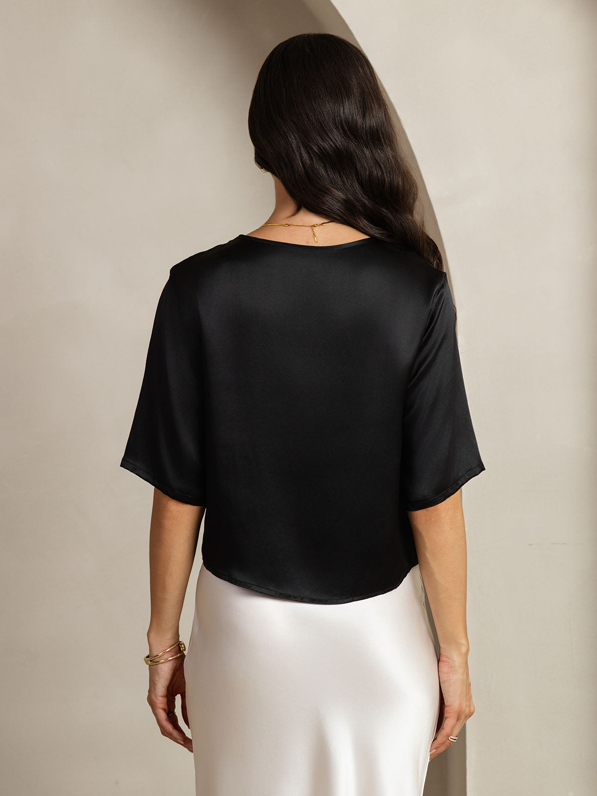 [Black] SilkSilky-AU Pure Silk Boat Neck Women's T-Shirt 002