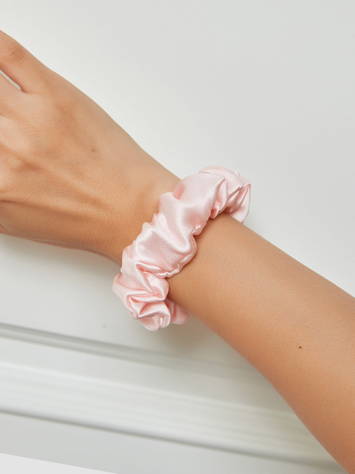 SilkSilky-AU 19Momme Pure Silk Scrunchie LightPink 001