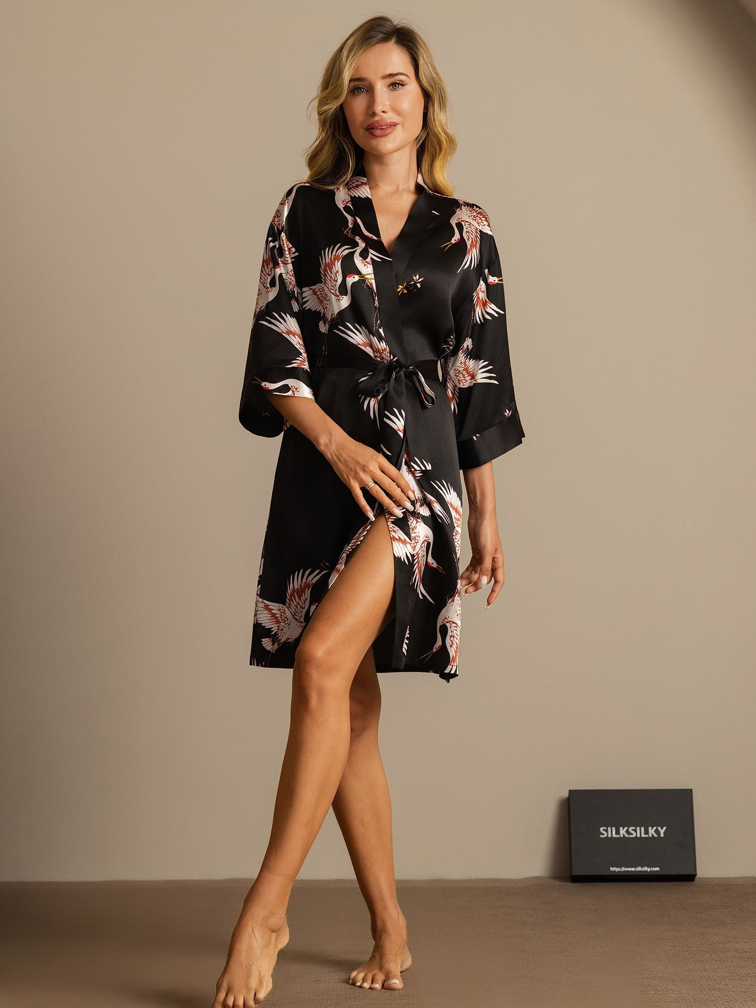 [Black] SilkSilky-AU 19Momme Pure Silk Wrap Women's Dressing Gown 003