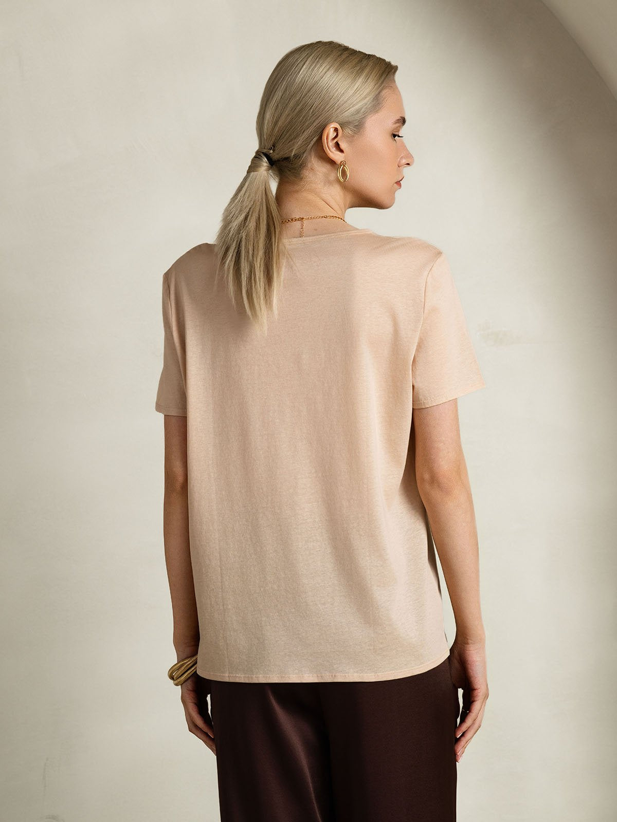 SilkSilky-AU Silk Short Sleeve U Neck Women's T-Shirt Beige 002