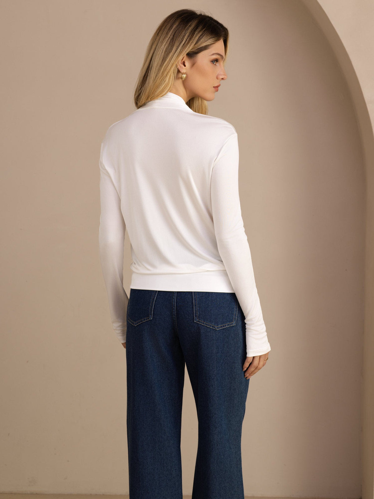 [White] SilkSilky-AU Long Sleeve Wrap Women's Blouse 002