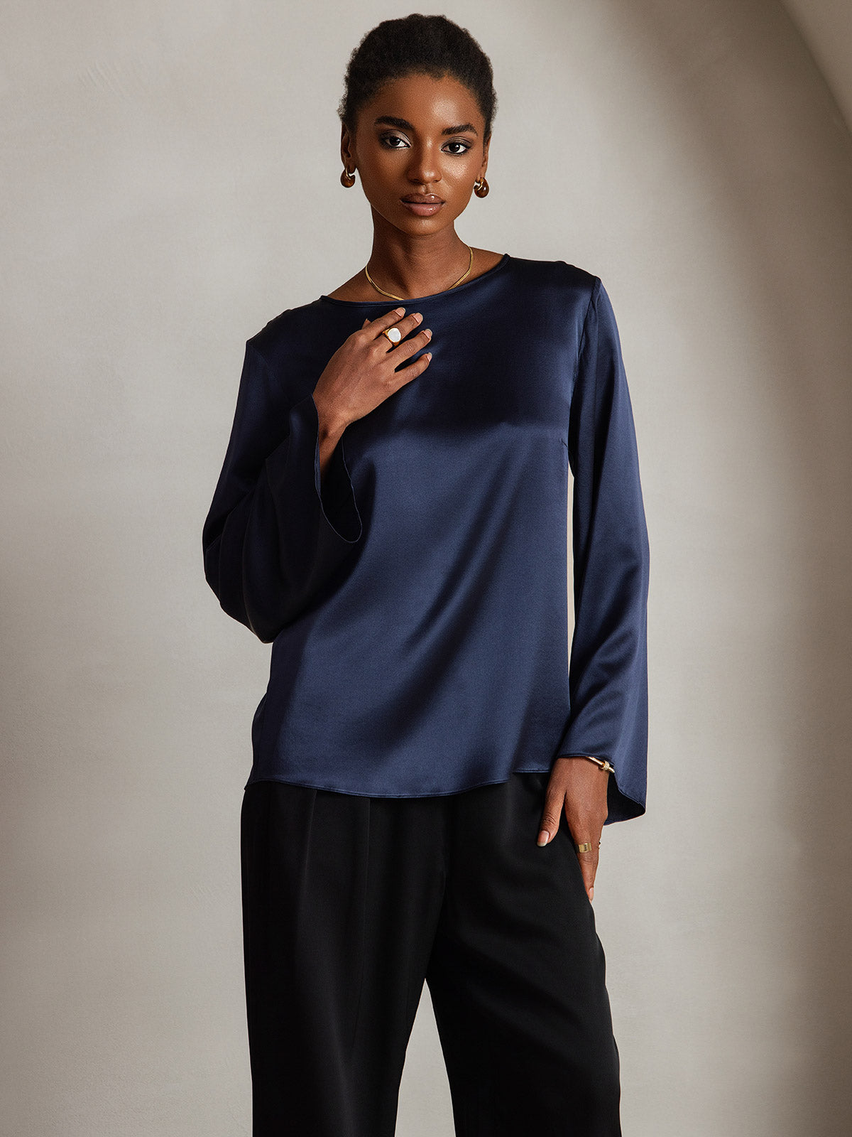 [Dark Blue] SilkSilky-AU 19Momme Silk Round Neck Women's T-Shirt 003