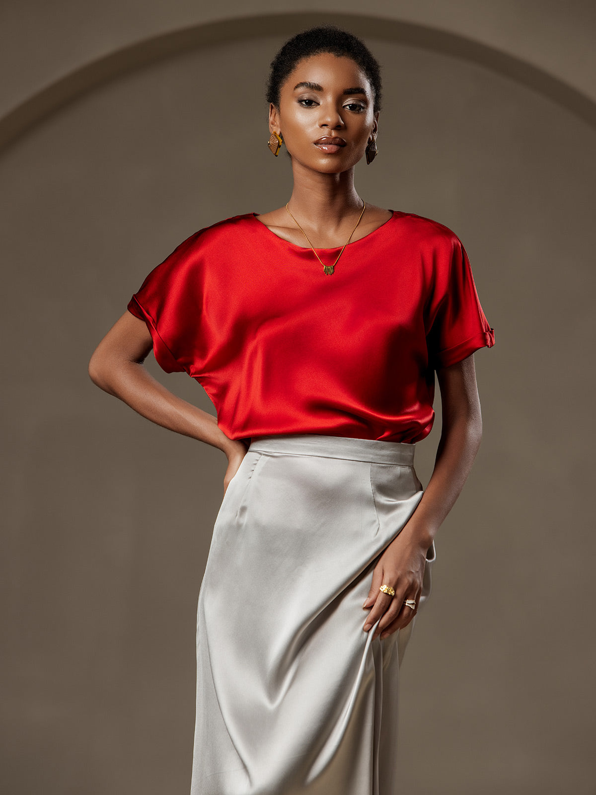 [Wine] SilkSilky-AU 19Momme Silk Short Sleeve Round Neck Women's T-Shirt 003