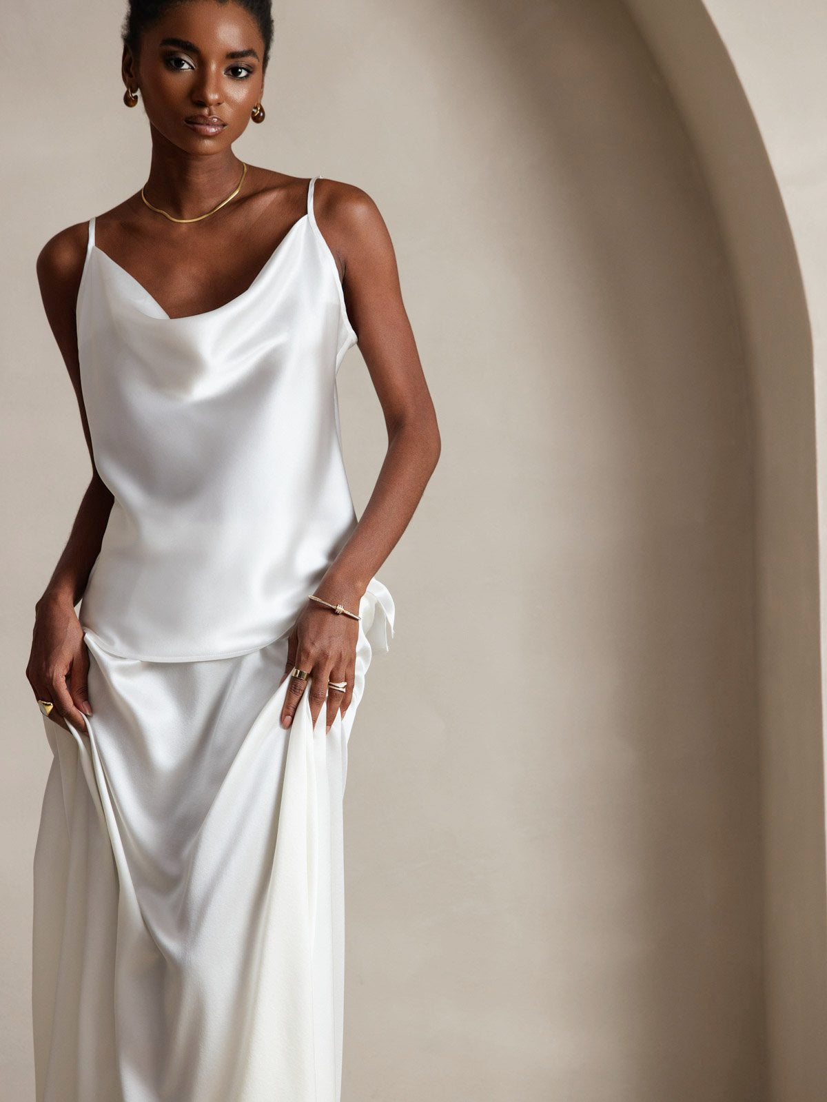 [White] SilkSilky-AU 19Momme Silk Spaghetti Strap Cowl Neck Camisole 003