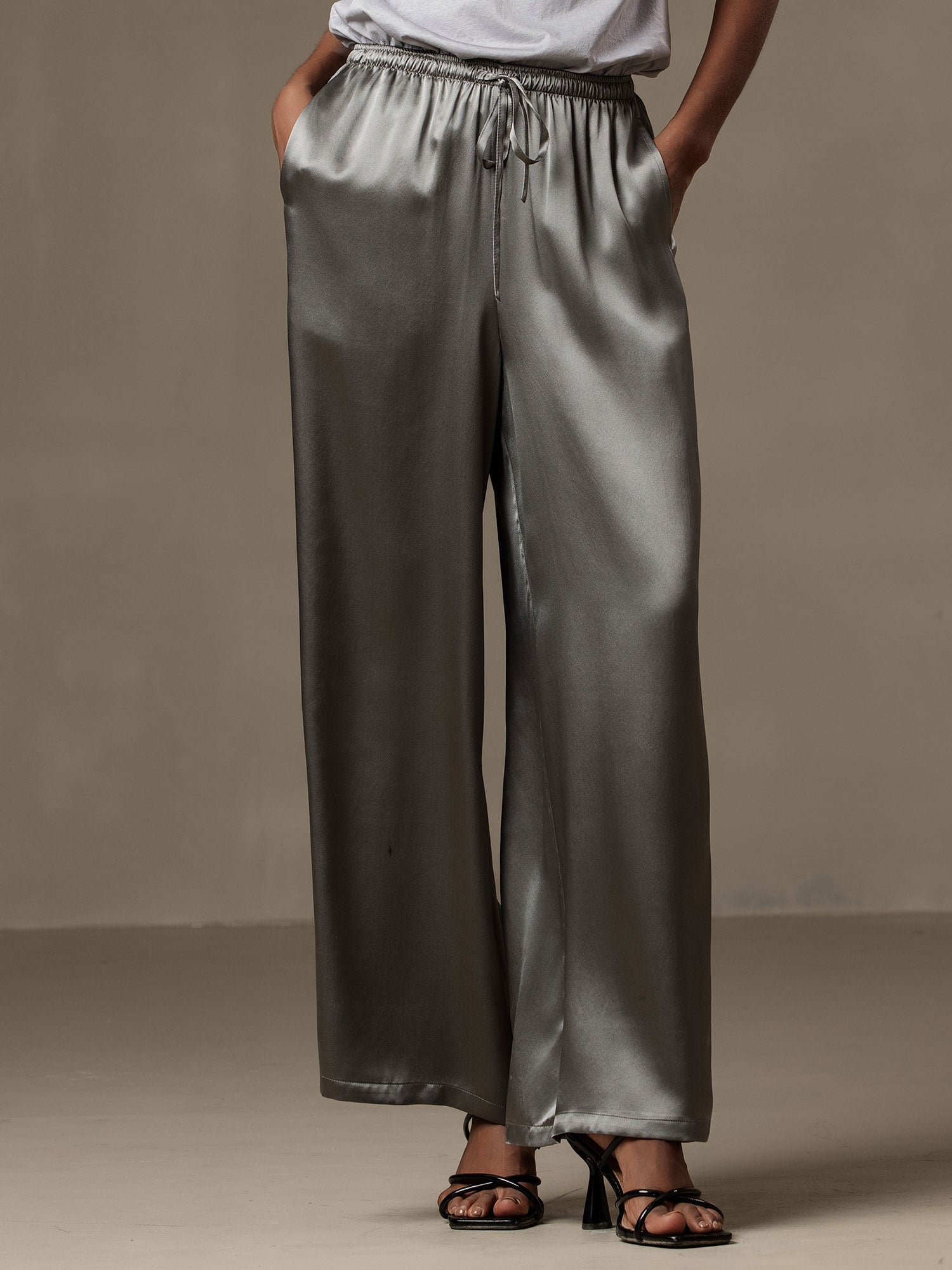 [Dark Gray] SilkSilky-AU Women's Pants 001