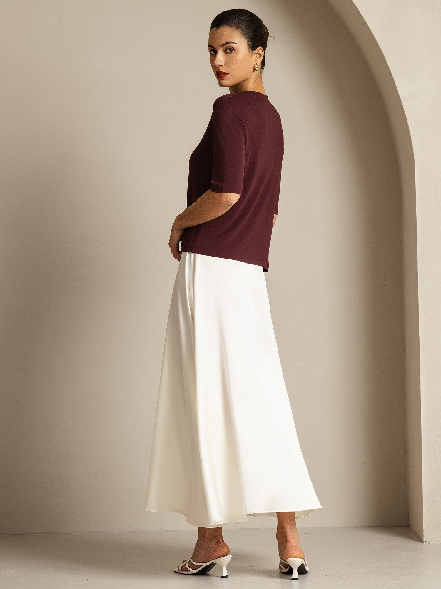 [Windsor Wine] SilkSilky-AU Pure Silk Round Neck Women's T-Shirt 008
