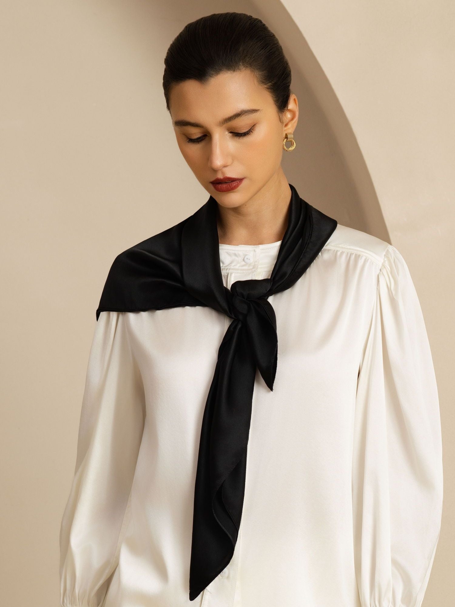 [Black] SilkSilky-AU Pure Silk Scarf 002