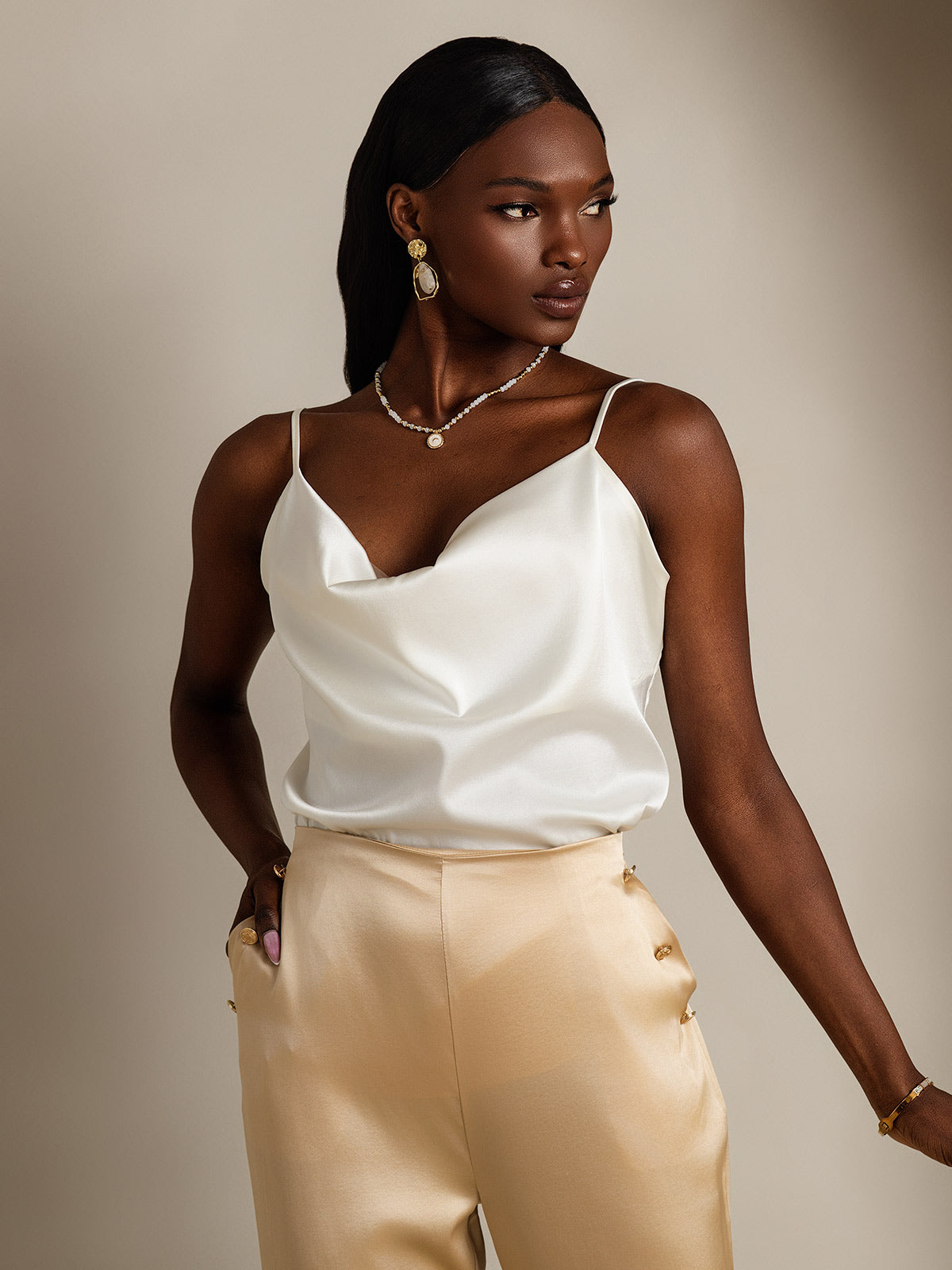 [White] SilkSilky-AU 19Momme Silk Cowl Neck Camisole 005