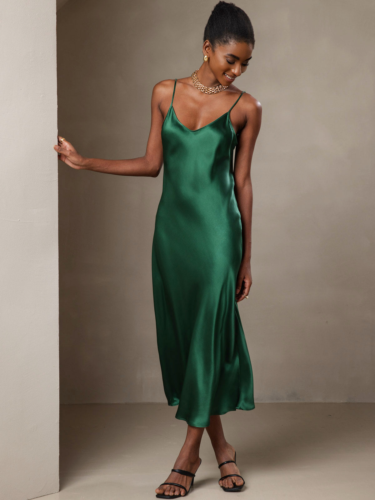 [Green] SilkSilky-AU Spaghetti Strap V Neck Dress 007