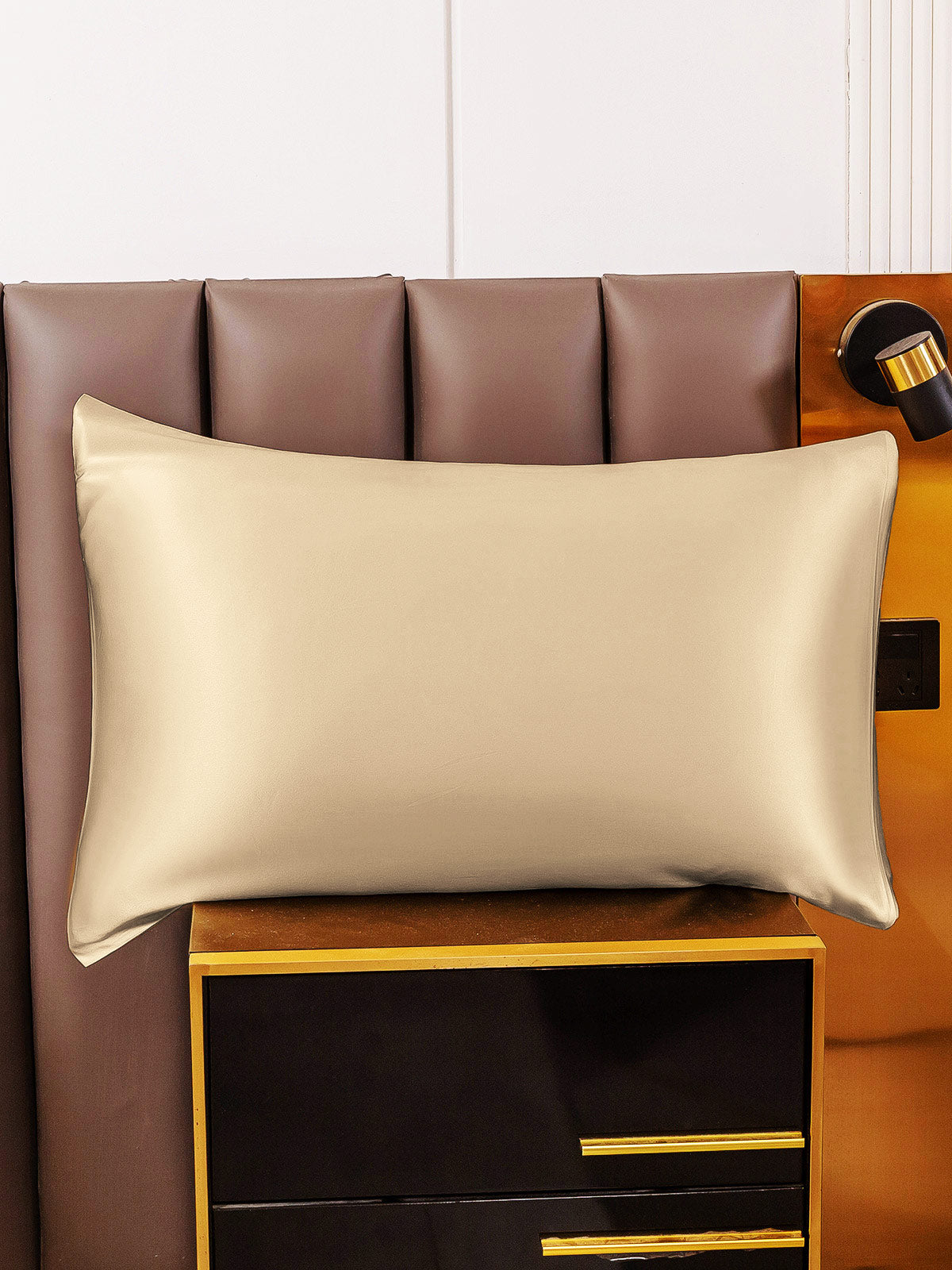 [Beige] SilkSilky-AU 19Momme Pure Silk Pillowcase 001
