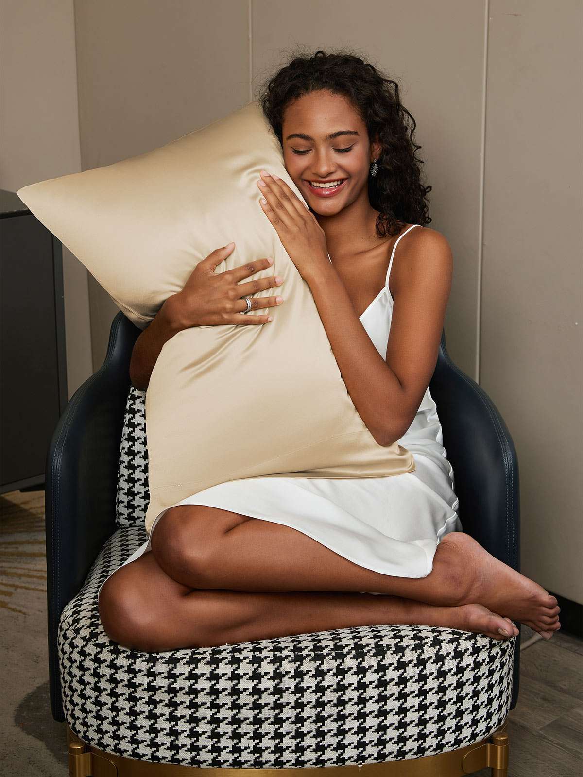 [Beige] SilkSilky-AU 19Momme Pure Silk Pillowcase 002