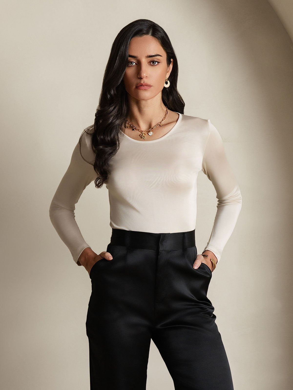 [Beige] SilkSilky-AU Silk Long Sleeve Round Neck Women's T-Shirt 004