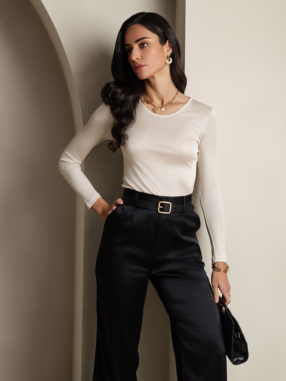 [Beige] SilkSilky-AU Silk Long Sleeve Round Neck Women's T-Shirt 006