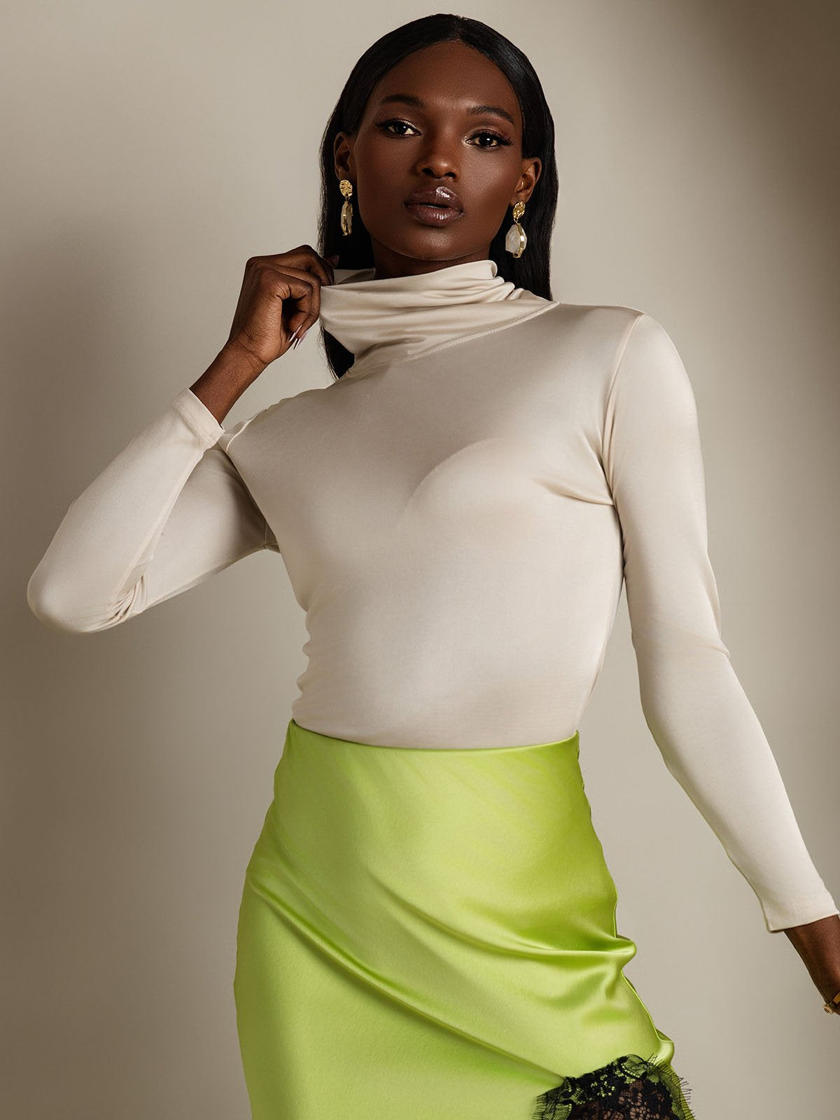 [Beige] SilkSilky-AU Silk Long Sleeve Womens T-Shirt 003