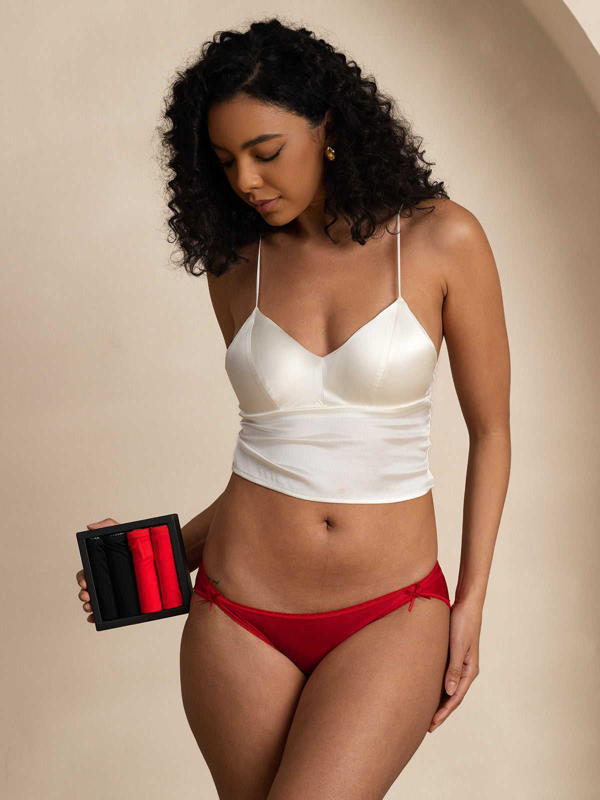 [Black+Red] SilkSilky-AU Silk Knitted Panty 009