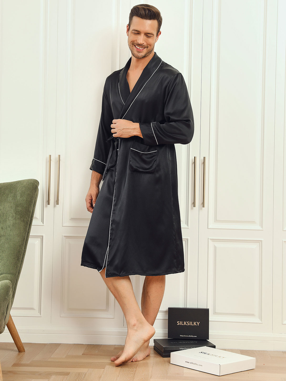 [Black] SilkSilky-AU 19Momme Pure Silk Long Sleeve Lapel Men's Dressing Gown 004