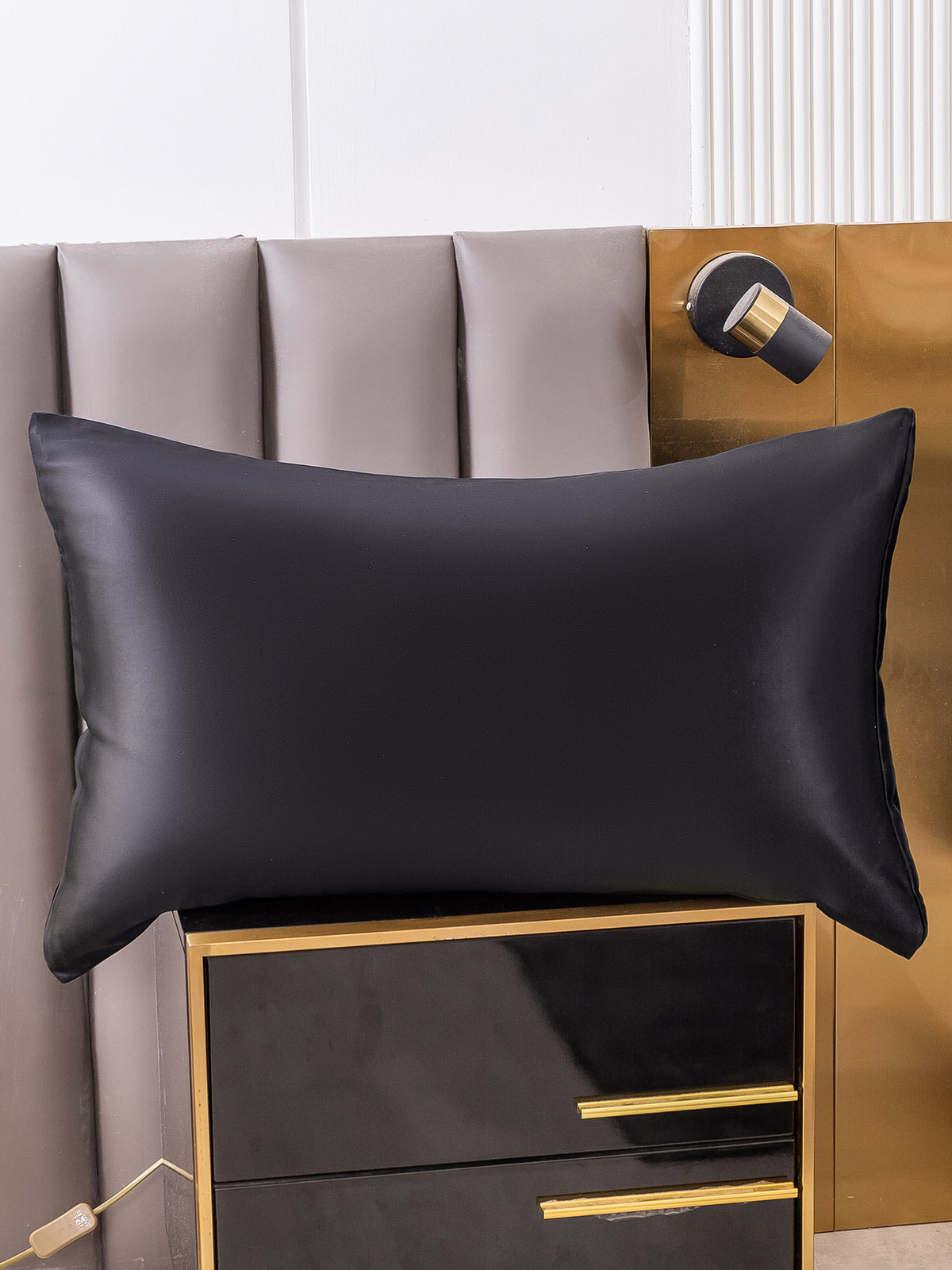 [Black] SilkSilky-AU 19Momme Pure Silk Pillowcase 001