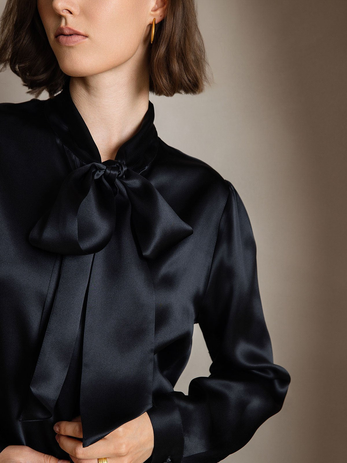 [Black] SilkSilky-AU 19Momme Silk Long Sleeve Tie Neck Women's Shirt 002