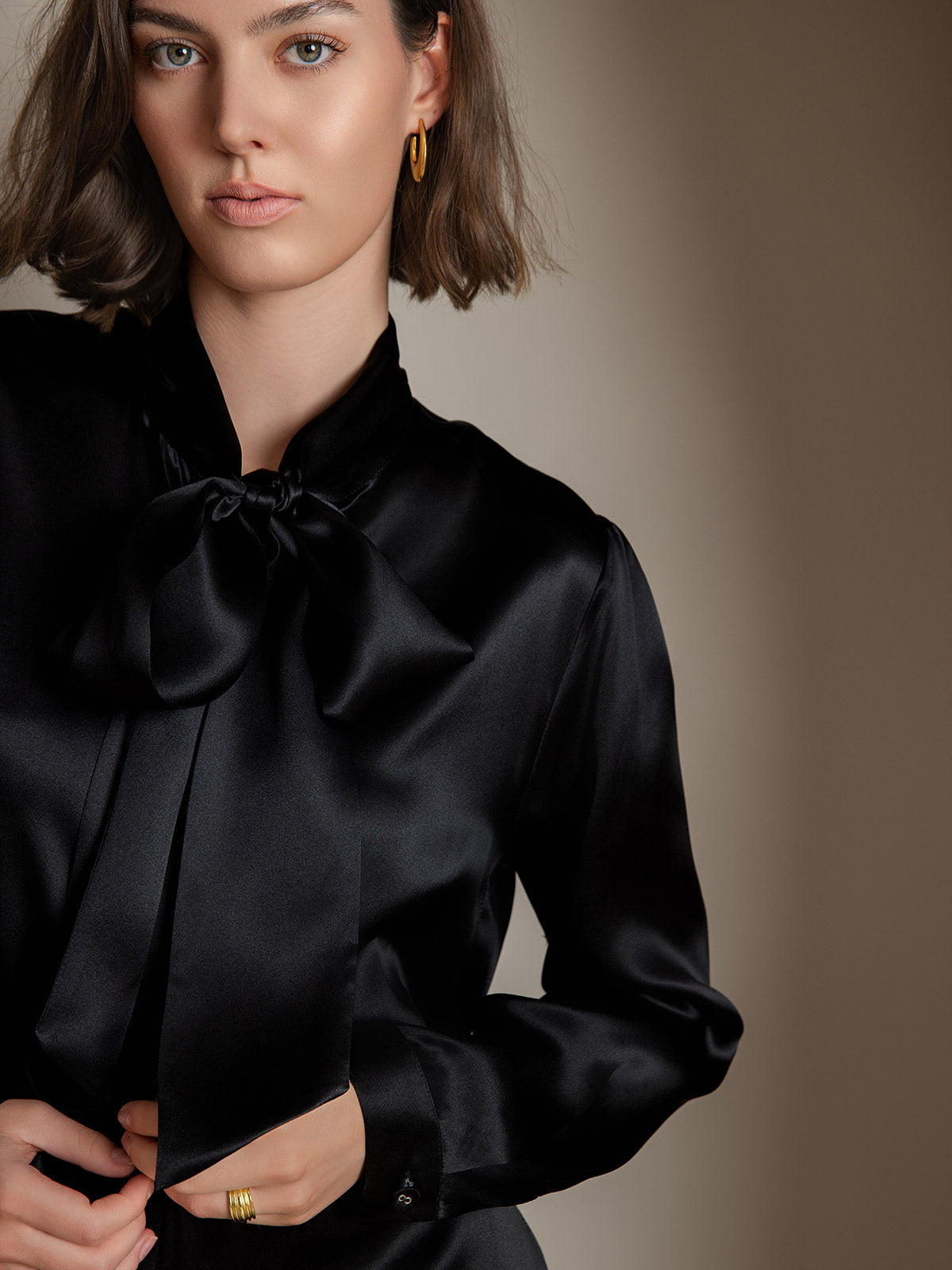 [Black] SilkSilky-AU 19Momme Silk Long Sleeve Tie Neck Women's Shirt 002
