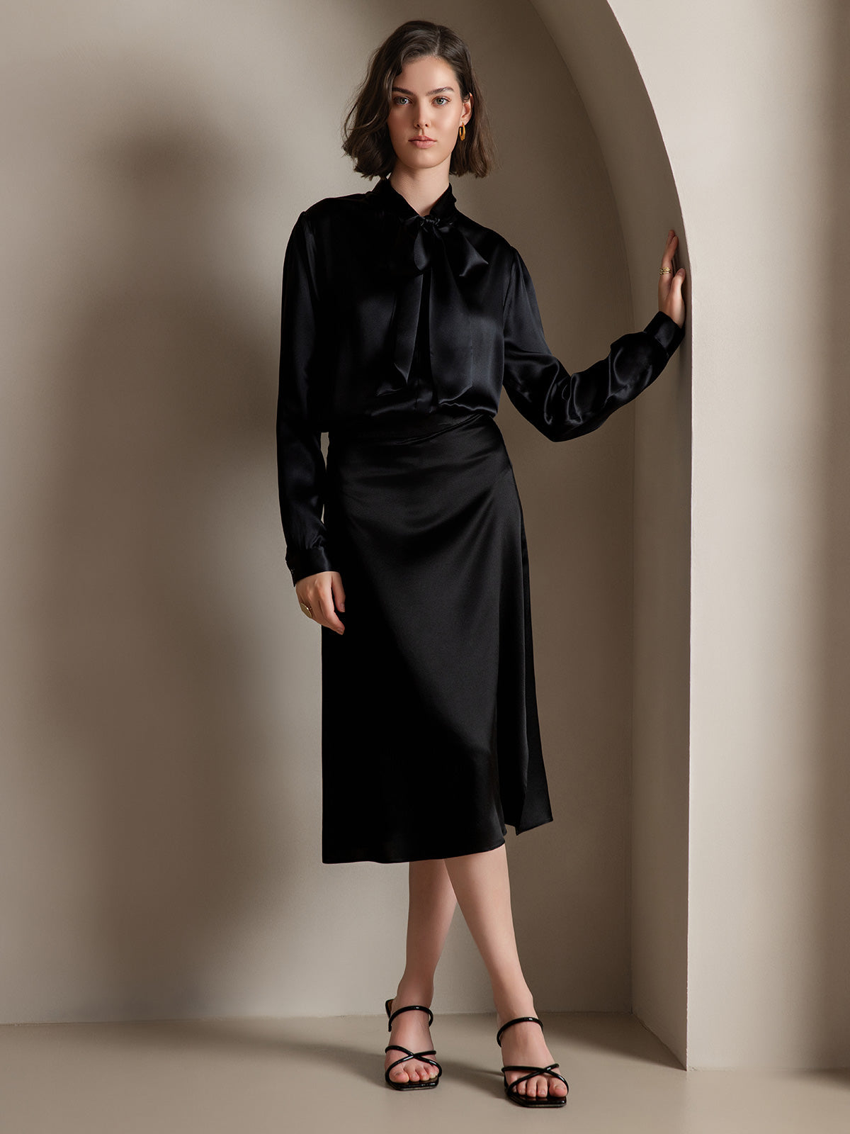 [Black] SilkSilky-AU 19Momme Silk Long Sleeve Tie Neck Women's Shirt 005