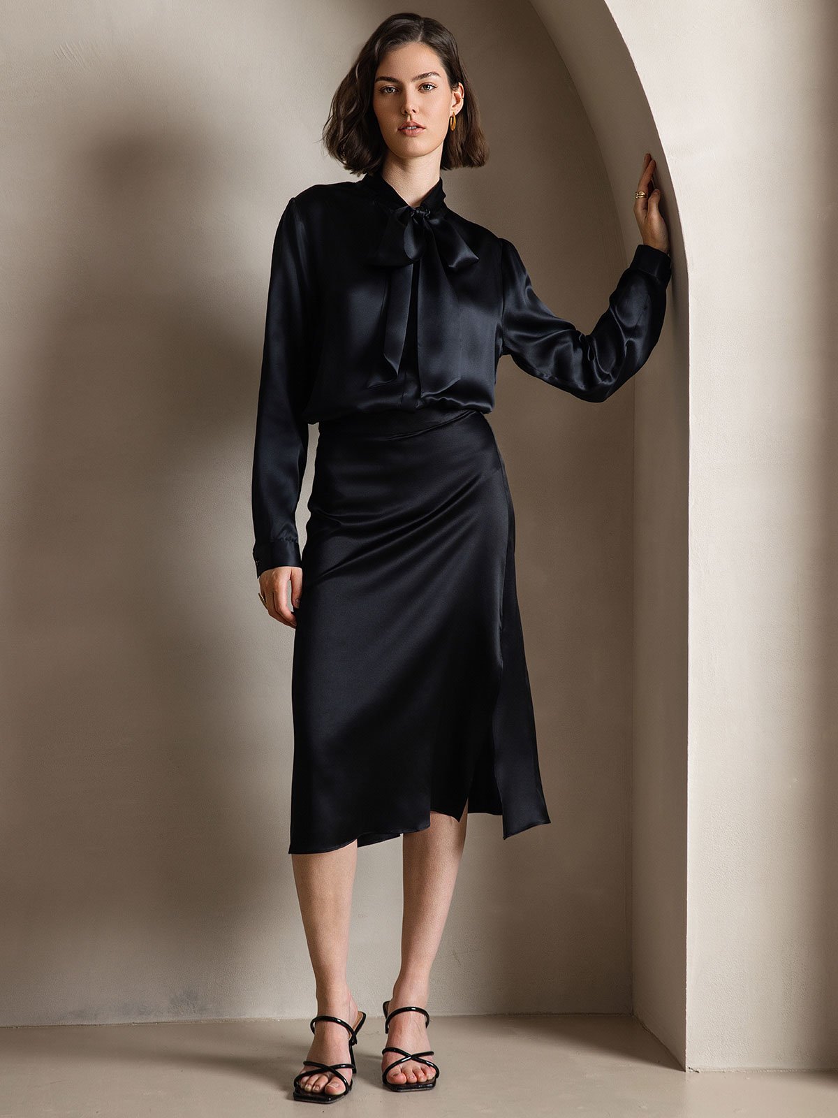[Black] SilkSilky-AU 19Momme Silk Long Sleeve Tie Neck Women's Shirt 006