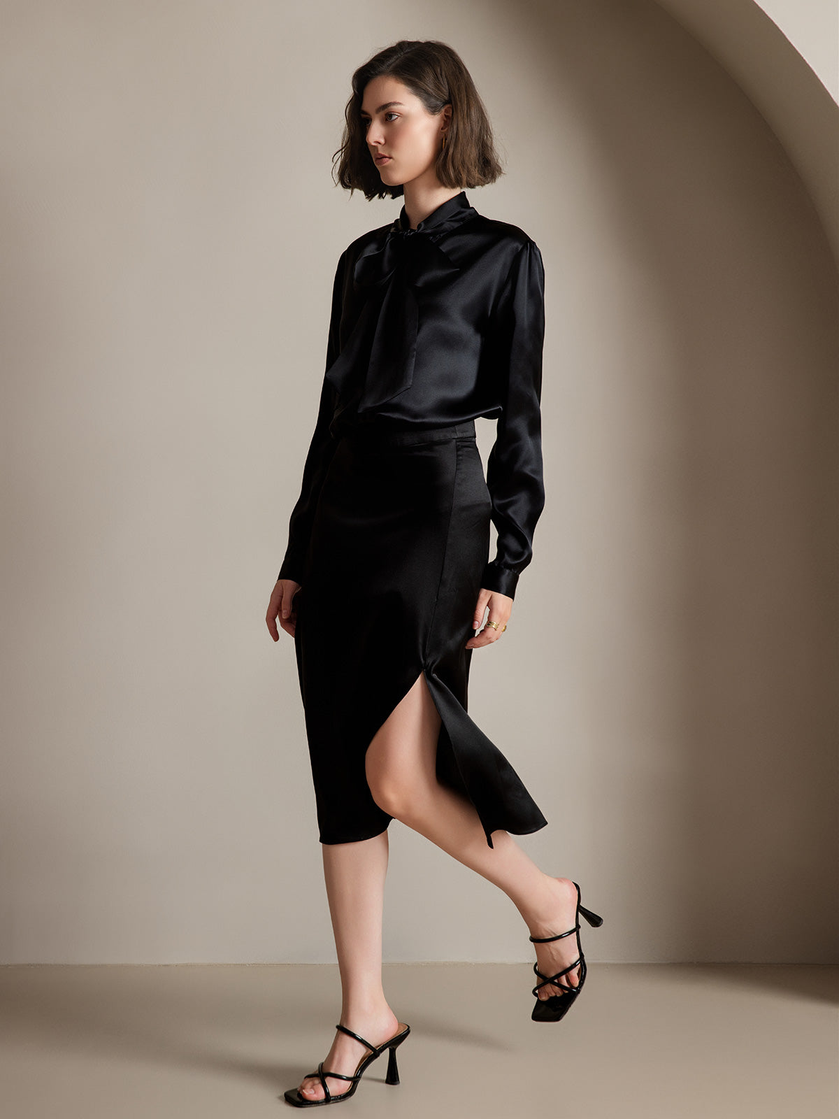 [Black] SilkSilky-AU 19Momme Silk Long Sleeve Tie Neck Women's Shirt 006