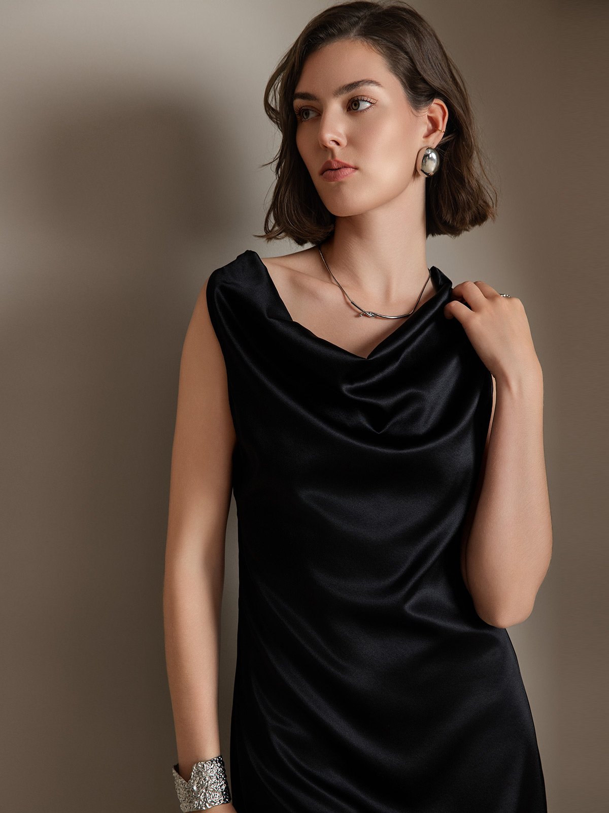 [Black] SilkSilky-AU 19Momme Silk Sleeveless Cowl Neck Dress 003