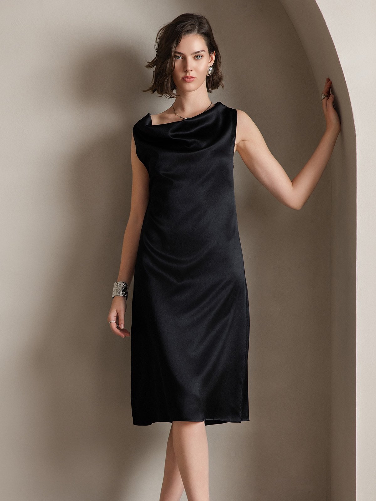 [Black] SilkSilky-AU 19Momme Silk Sleeveless Cowl Neck Dress 004