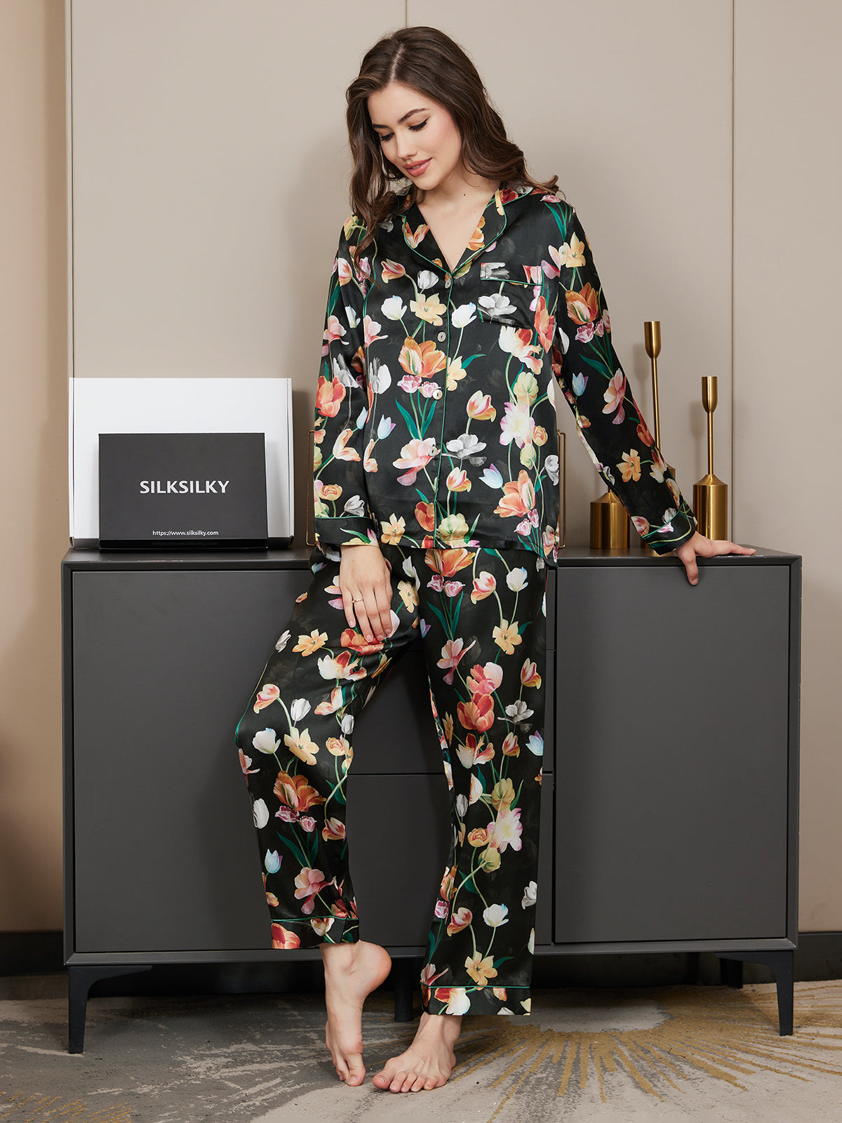 [Black] SilkSilky-AU Pure Silk Long Sleeve Lapel Women's Pyjamas 003
