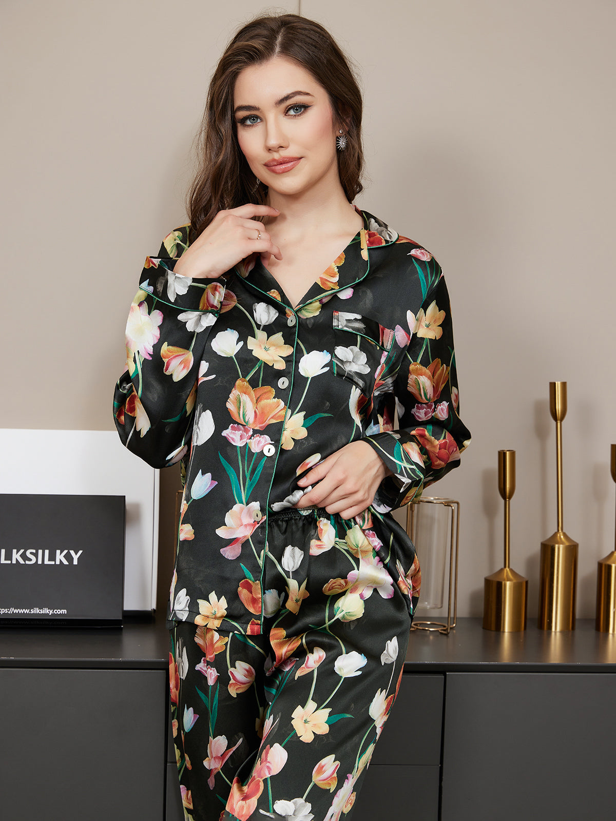 [Black] SilkSilky-AU Pure Silk Long Sleeve Lapel Women's Pyjamas 006