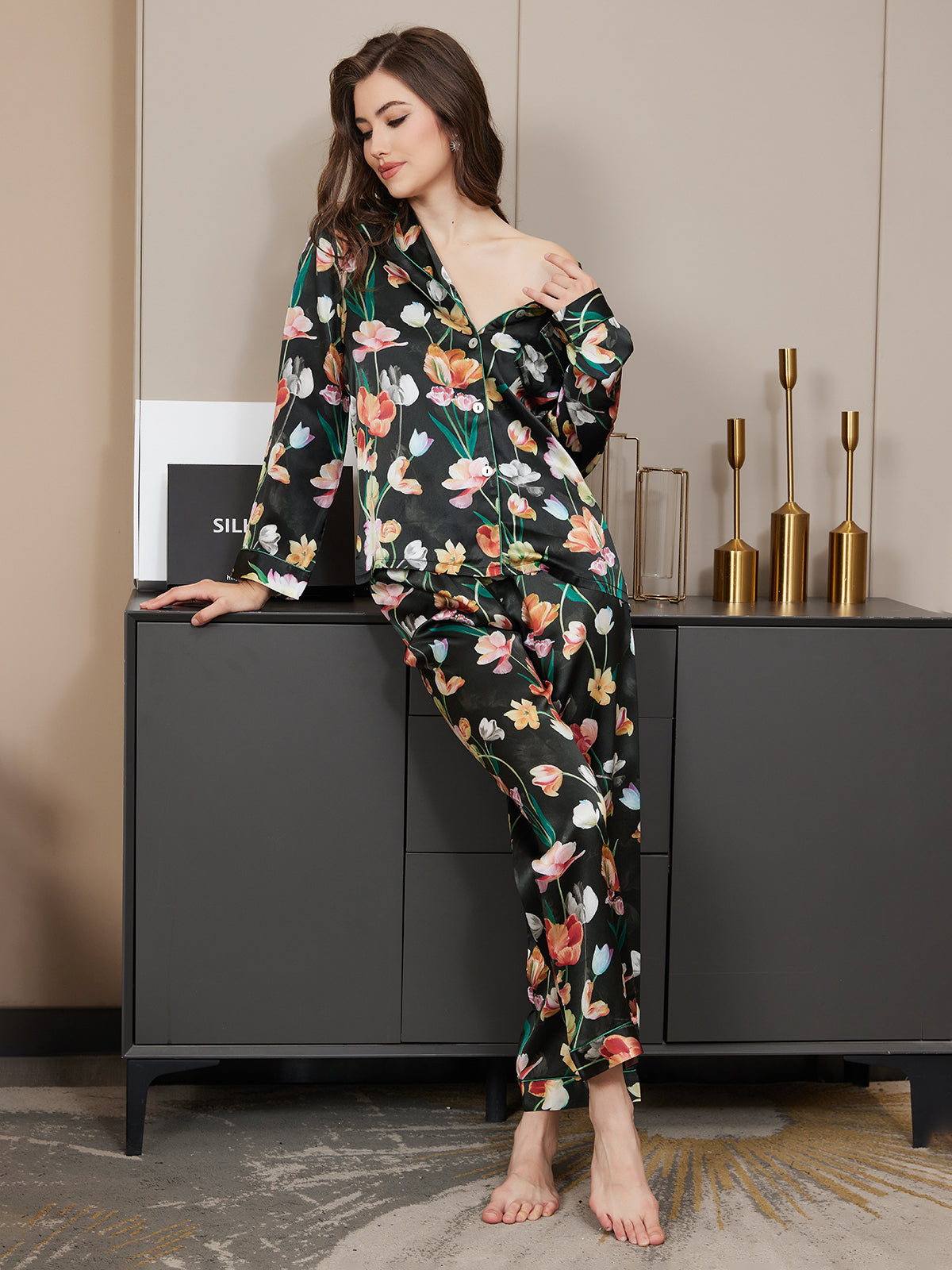 [Black] SilkSilky-AU Pure Silk Long Sleeve Lapel Women's Pyjamas 008
