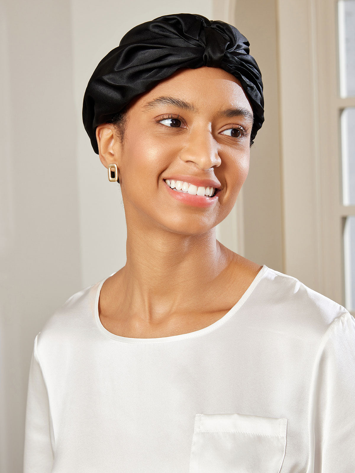 [Black] SilkSilky-AU Pure Silk Sleep Cap 002