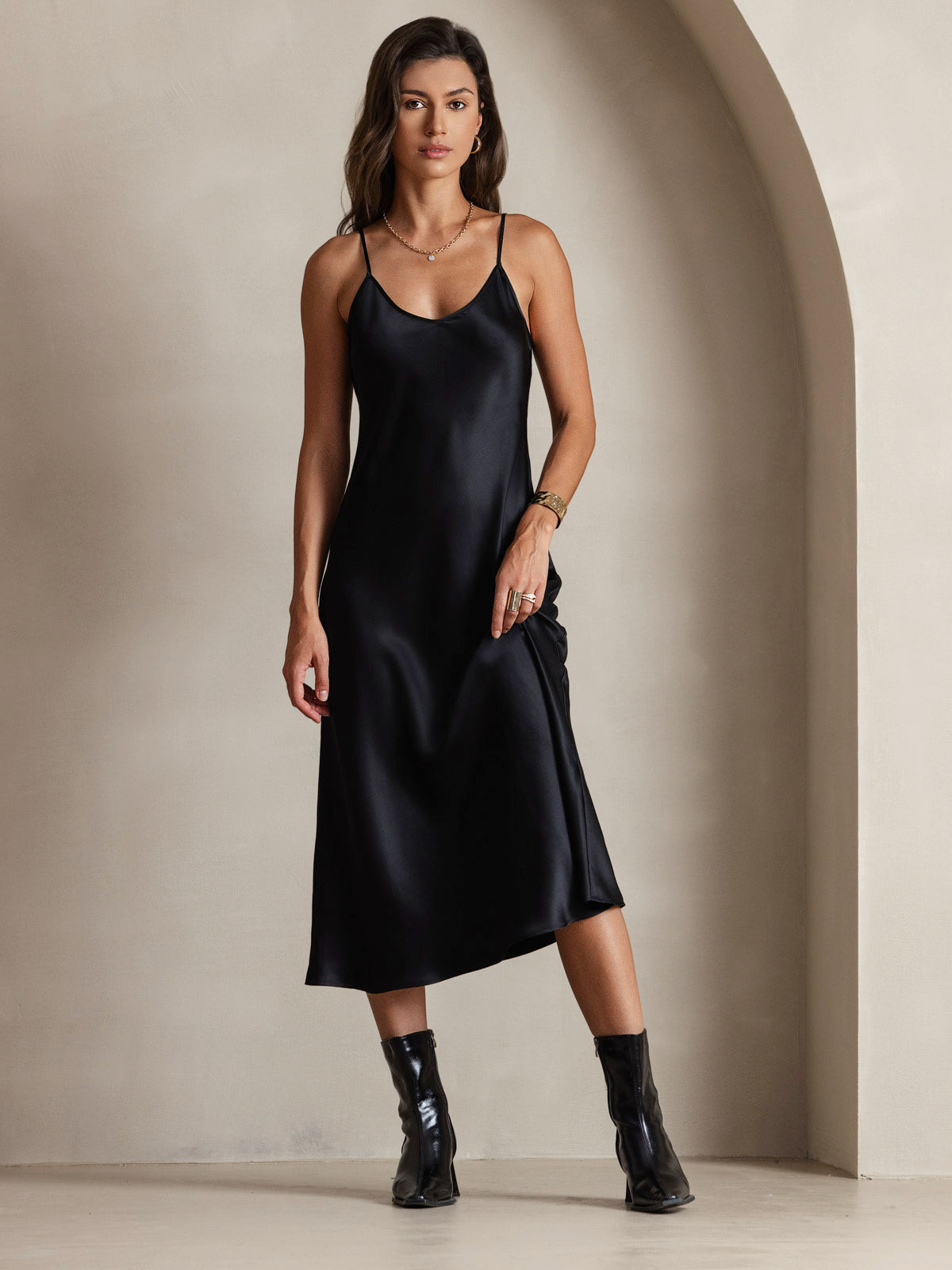 [Black] SilkSilky-AU Pure Silk Sleeveless Round Neck Dress 001
