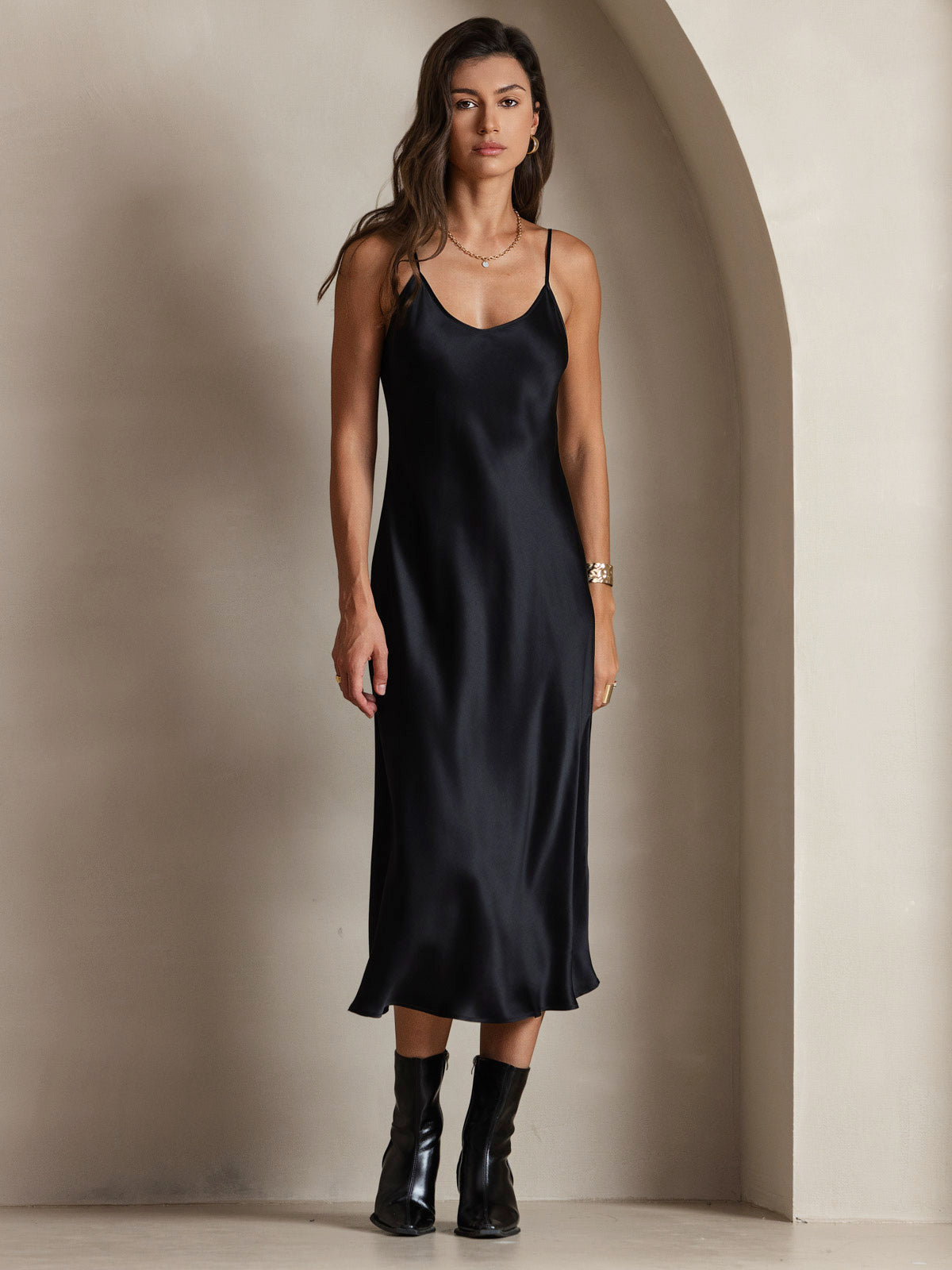 [Black] SilkSilky-AU Pure Silk Sleeveless Round Neck Dress 001