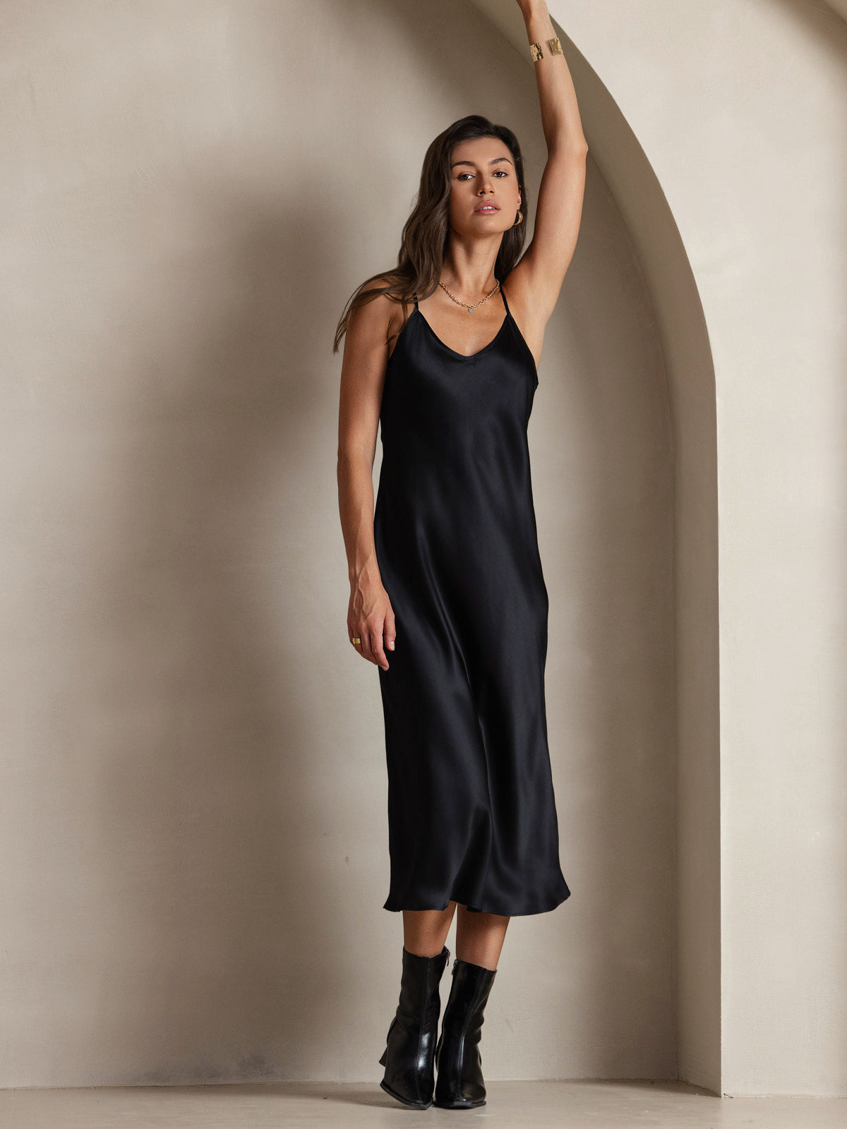 [Black] SilkSilky-AU Pure Silk Sleeveless Round Neck Dress 006