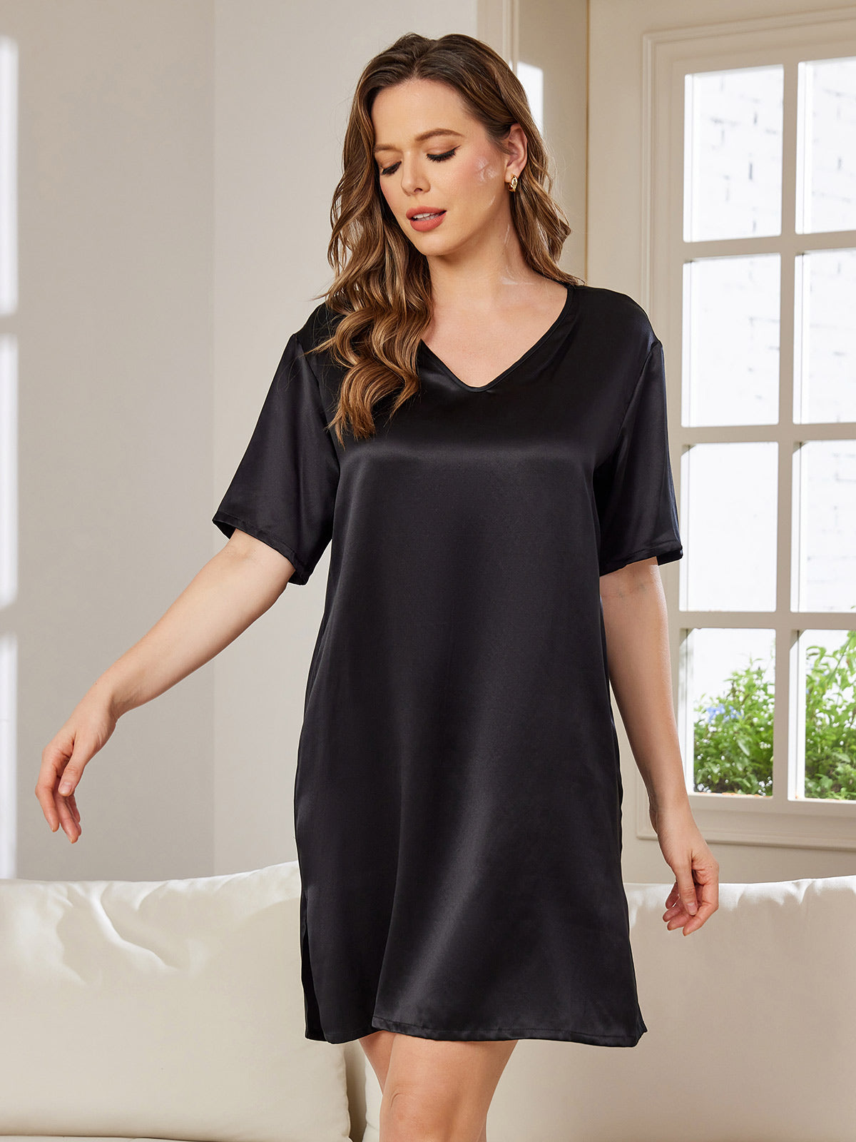 [Black] SilkSilky-AU Pure Silk V Neck Nightgown 003