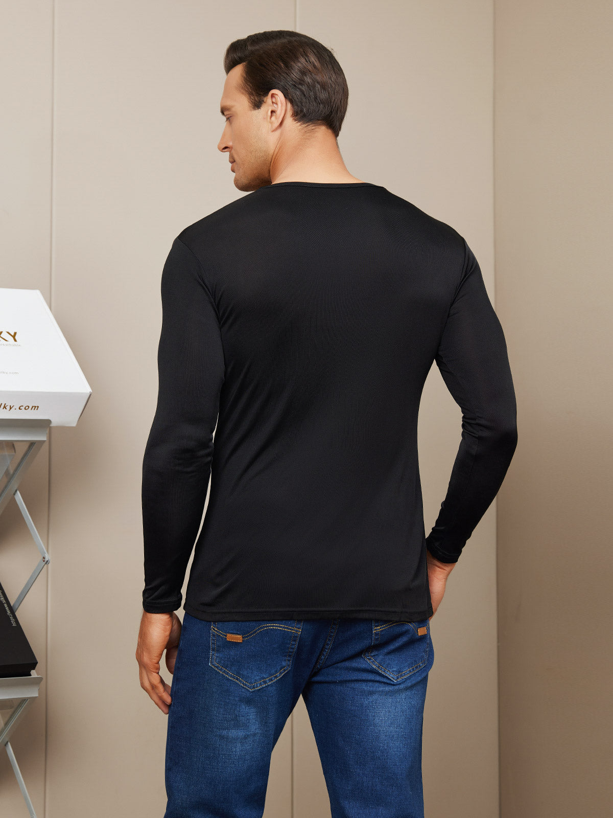 [Black] SilkSilky-AU Silk Knitted Long Sleeve Round Neck Men's T-Shirt 002