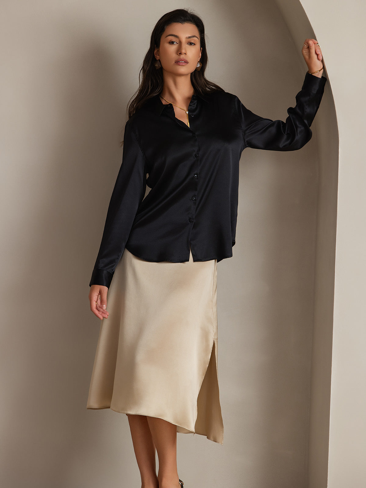 [Black] SilkSilky-AU Silk Long Sleeve Collar Women's Shirt 001