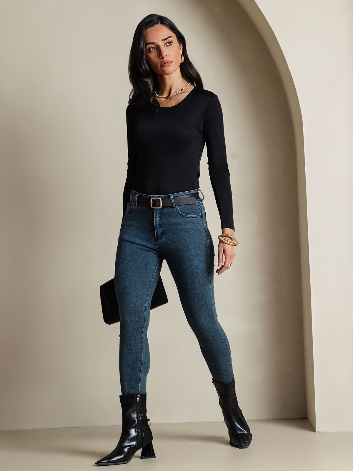 [Black] SilkSilky-AU Silk Long Sleeve Round Neck Women's T-Shirt 007