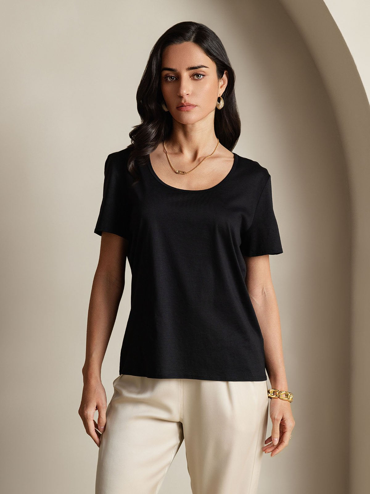 [Black] SilkSilky-AU Silk Short Sleeve U Neck Women's T-Shirt 001