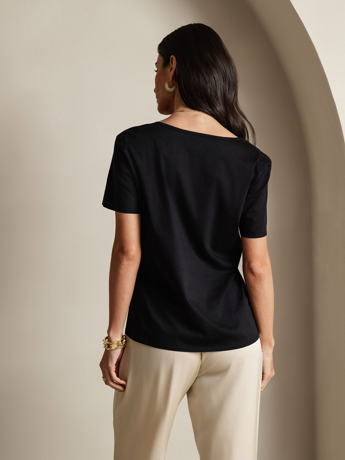 [Black] SilkSilky-AU Silk Short Sleeve U Neck Women's T-Shirt 002