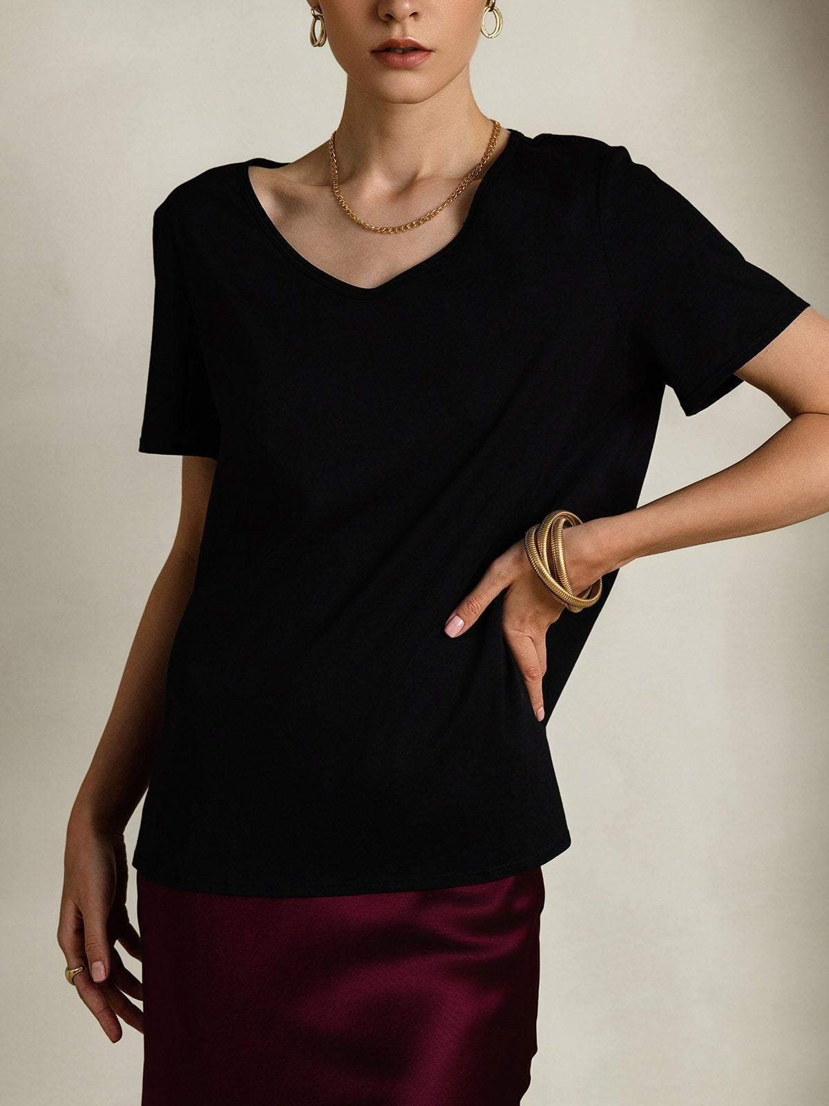 [Black] SilkSilky-AU Silk Short Sleeve V Neck Women's T-Shirt 003
