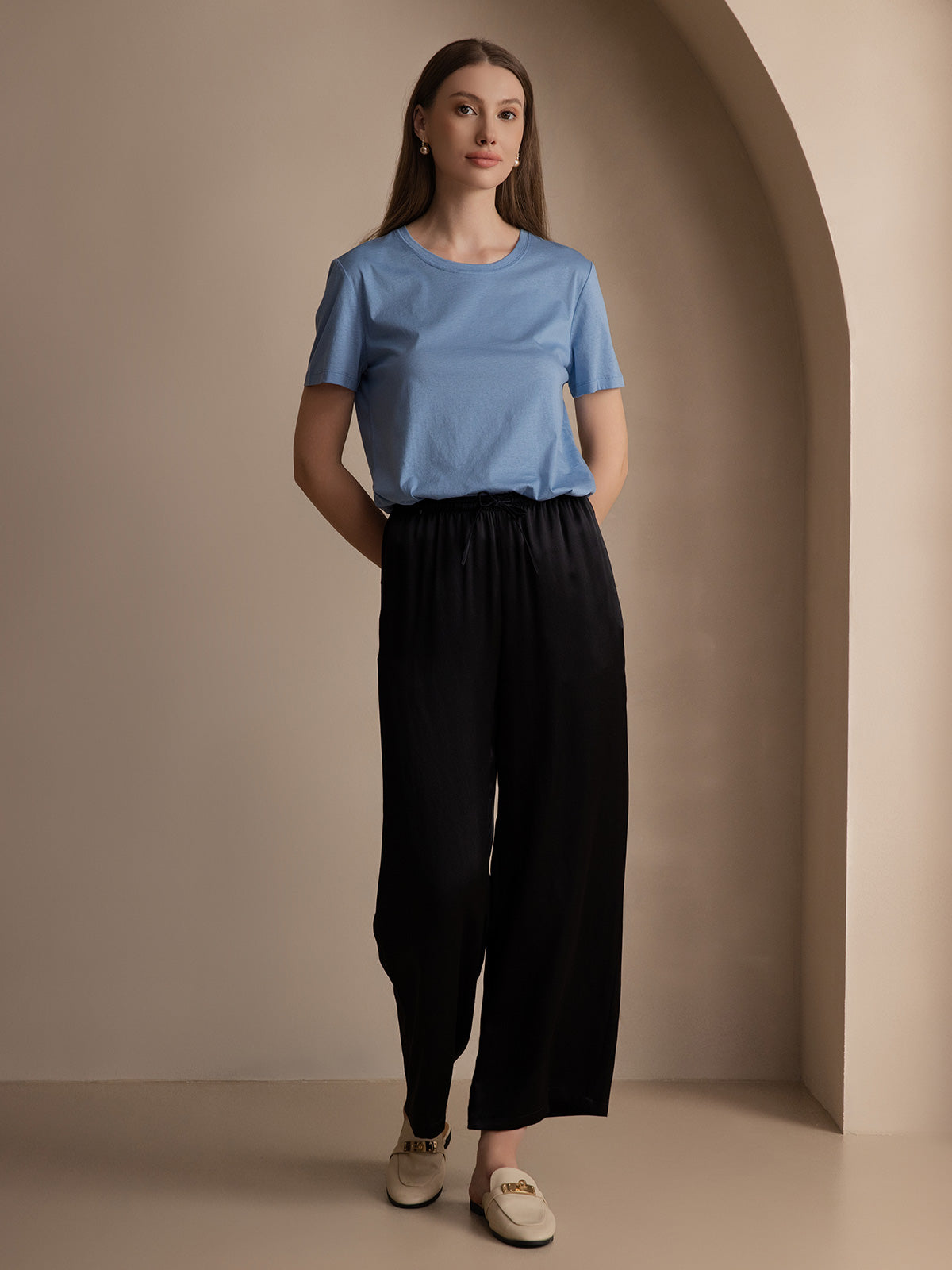 [Blue] SilkSilky-AU Silk Knitted Short Sleeve Round Neck Women's T-Shirt 004