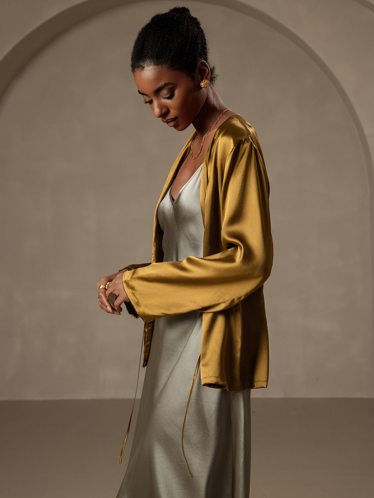 [Brown] SilkSilky-AU 19Momme Silk Long Sleeve Womens Outerwear 001