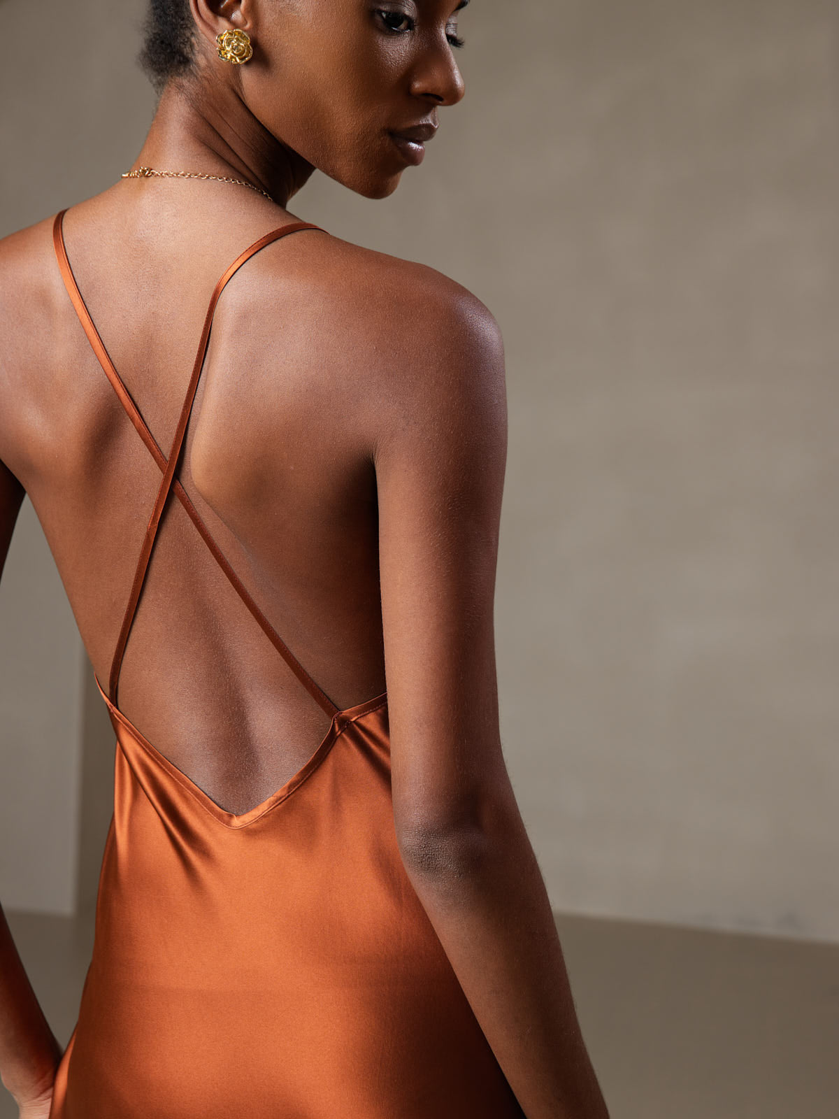 [Caramel] SilkSilky-AU Pure Silk Sleeveless V Neck Dress 001