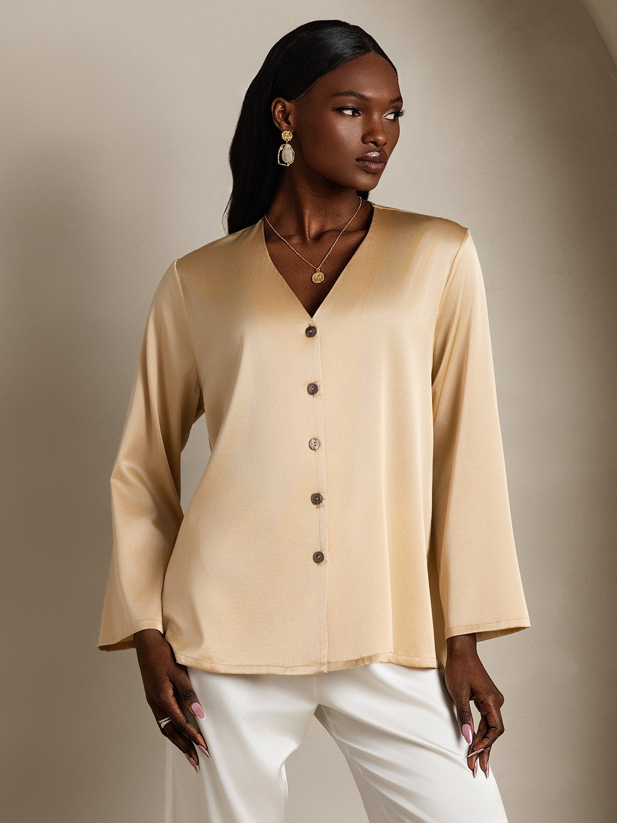 [Champagne] SilkSilky-AU 19Momme Silk V Neck Women's Shirt 001